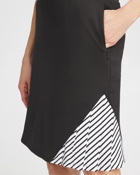 Shop Chico's Upf Sun Protection Knit Side Pleat Skort In Black Size 16/18 |  Zenergy Activewear