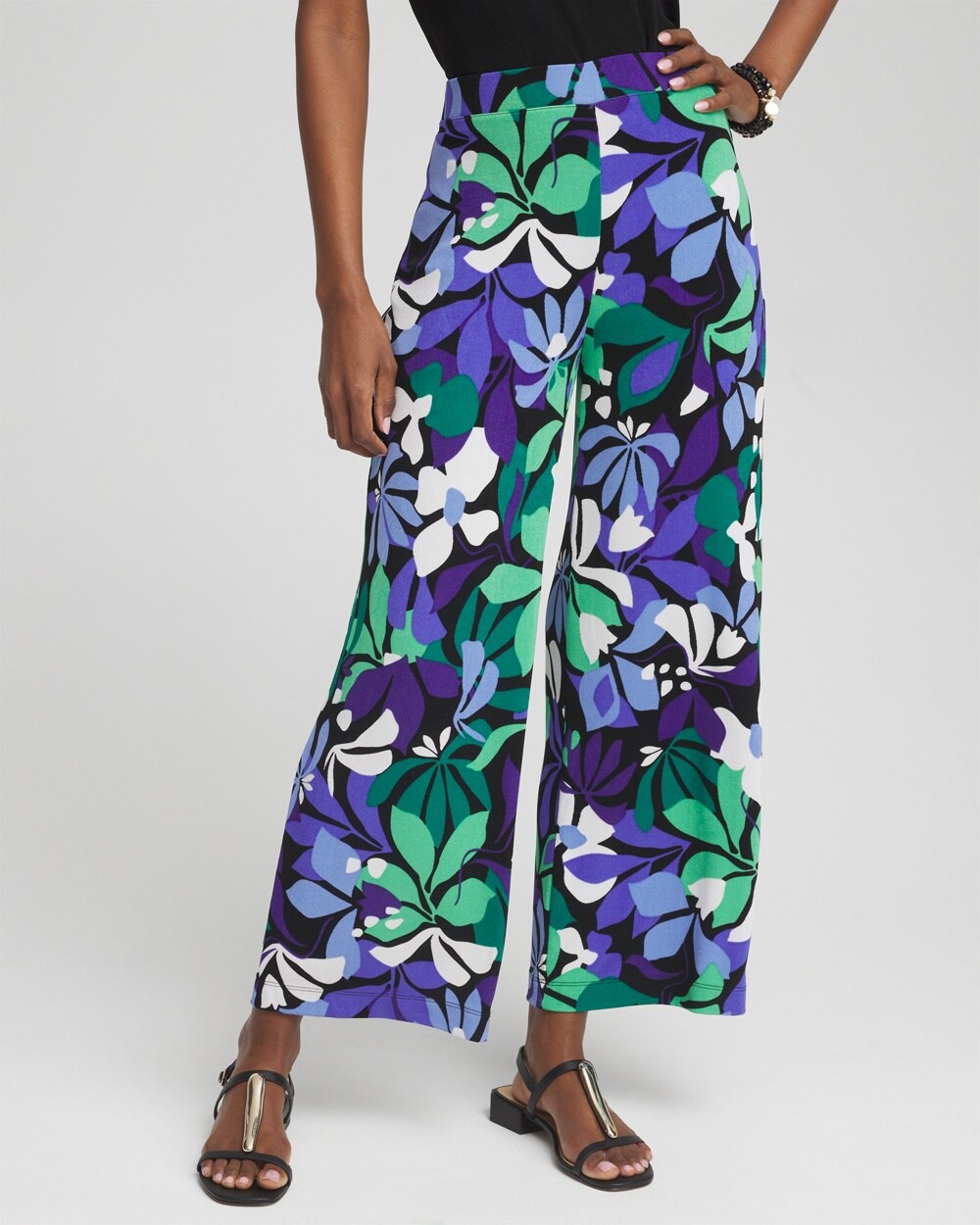 Petite Travelers&#8482; Floral Cropped Pants