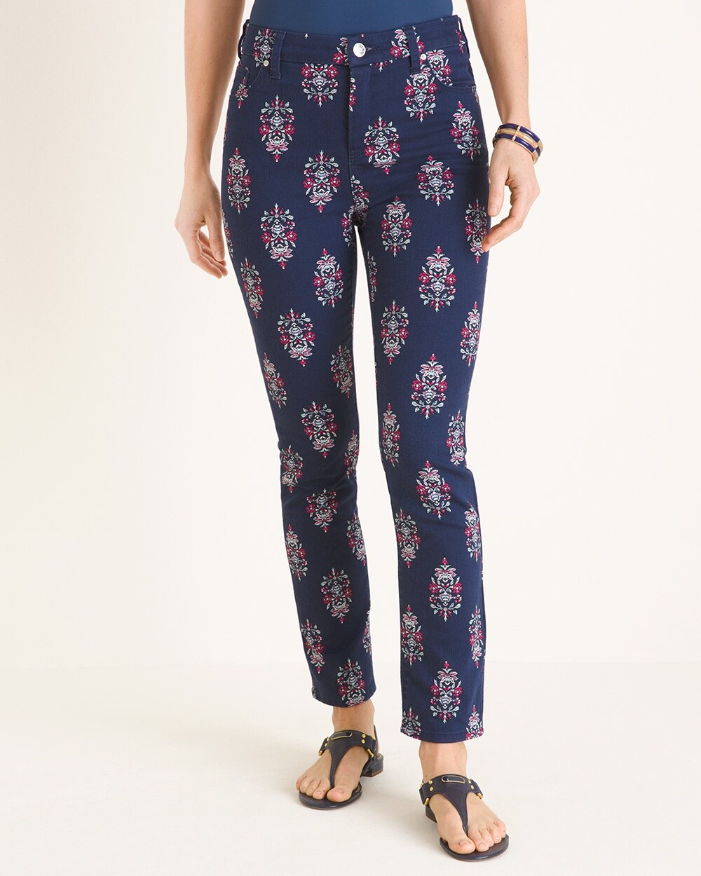 So Slimming Foliage-Print Girlfriend Ankle Jeans