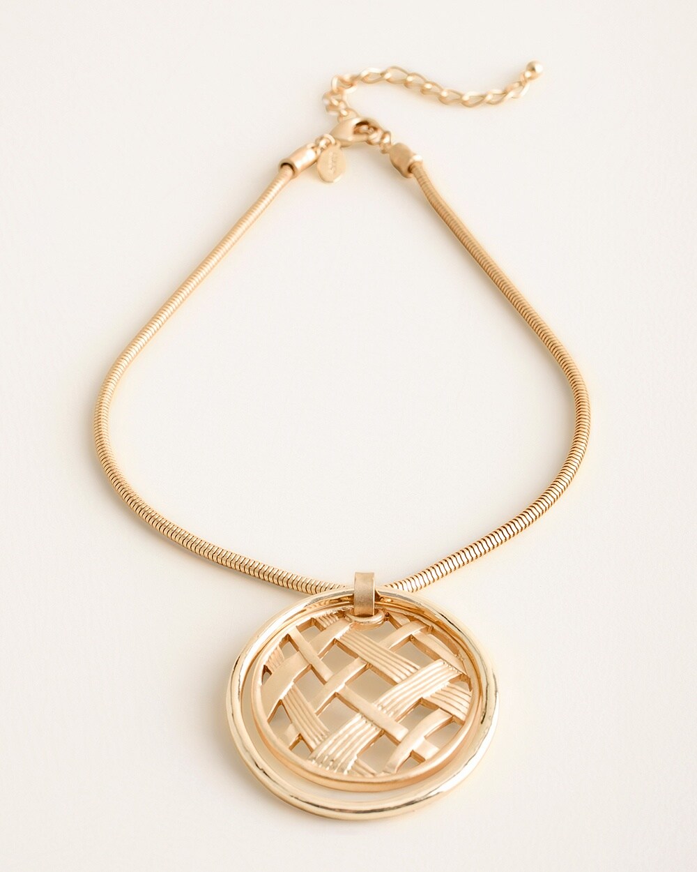 Short Gold-Tone Weave Pendant Necklace