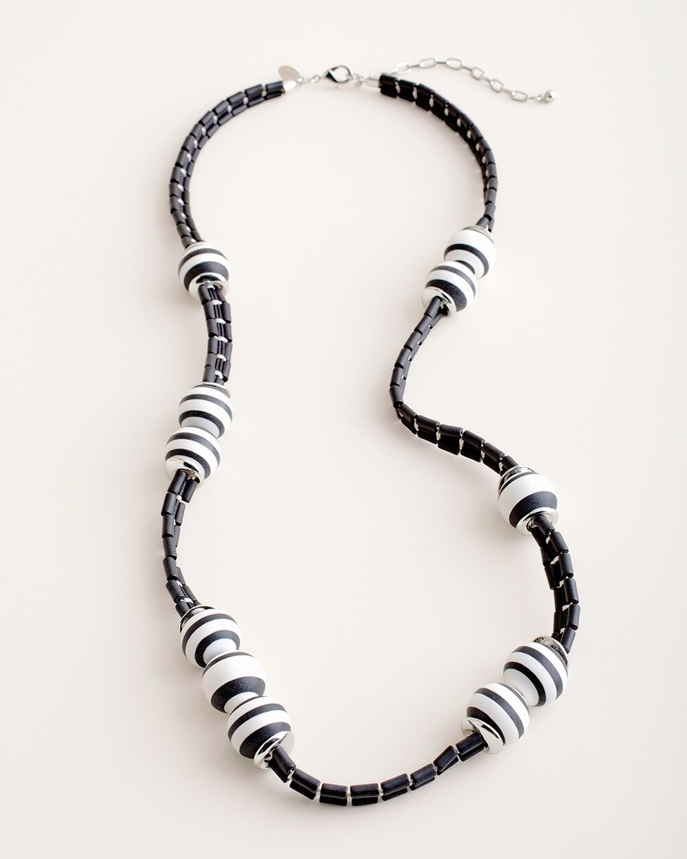 Black and White Striped Single-Strand Necklace