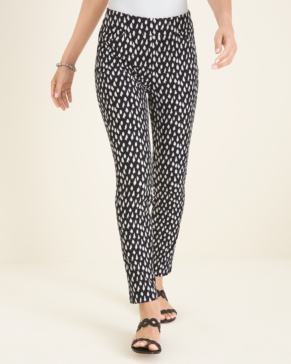 Travelers Collection Graphic Printed Crepe Pants