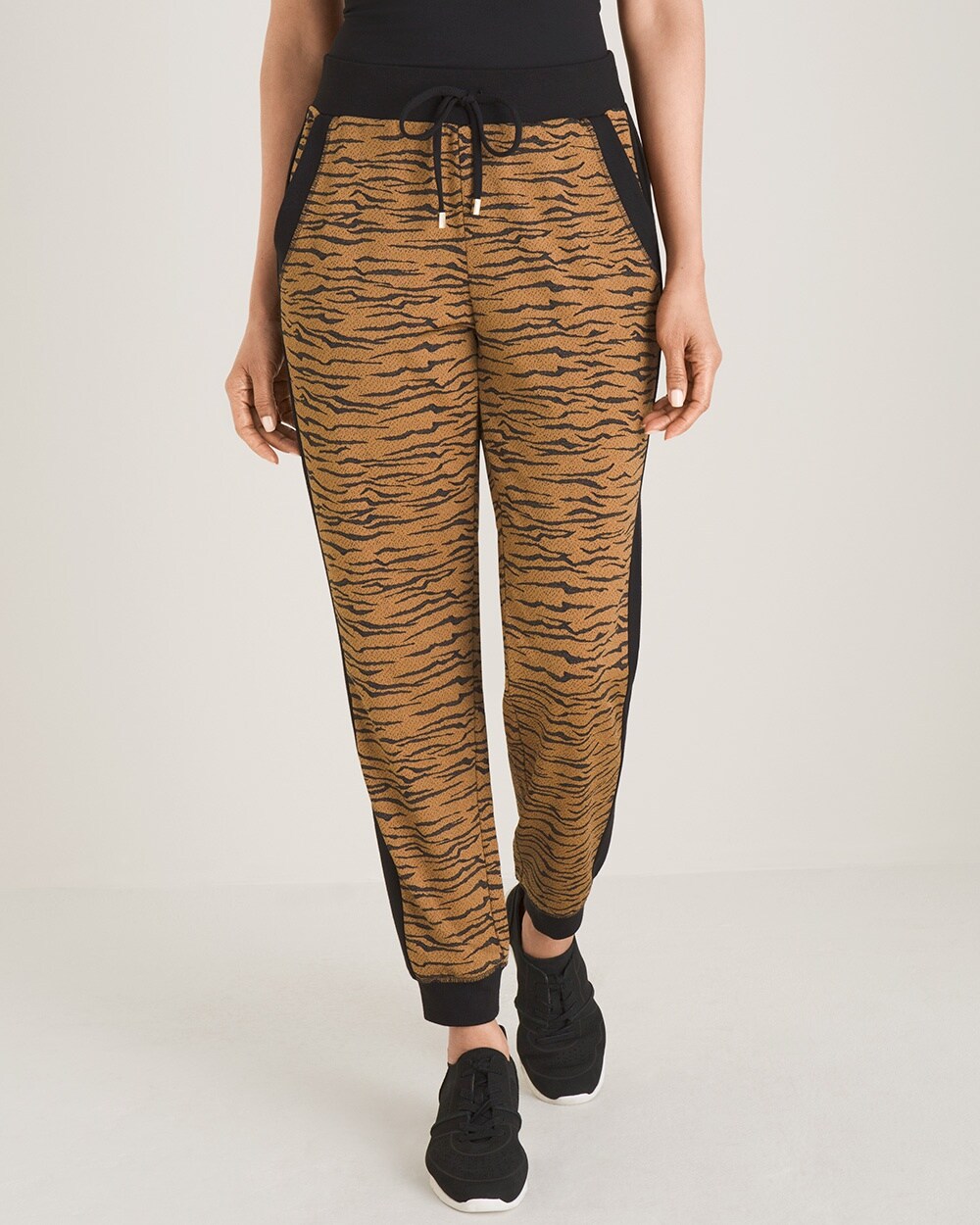 Zenergy Tiger-Print Jacquard Jogger Pants