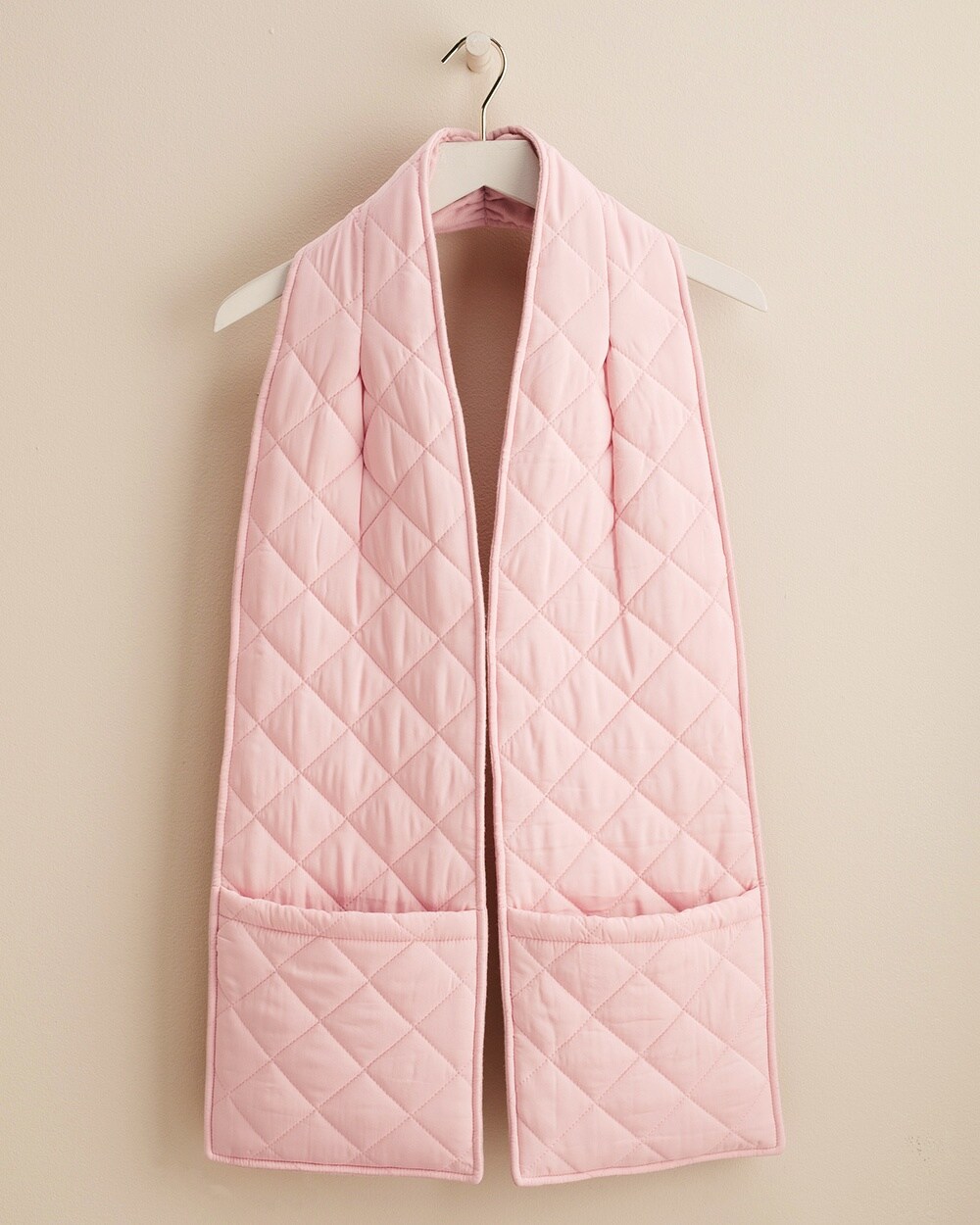 Cozy-Interior Quilted Scarf