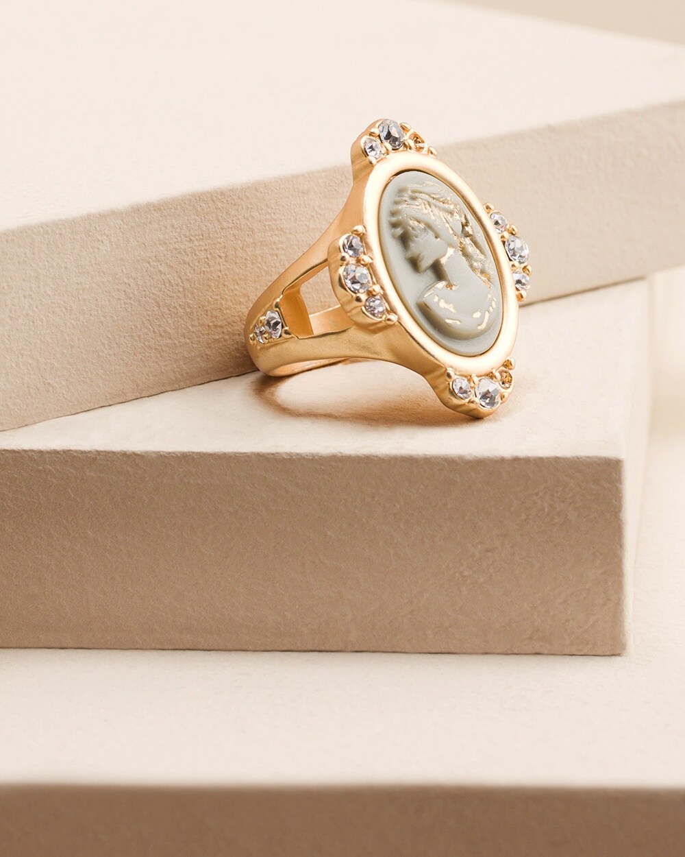 Goldtone Cameo Cocktail Ring
