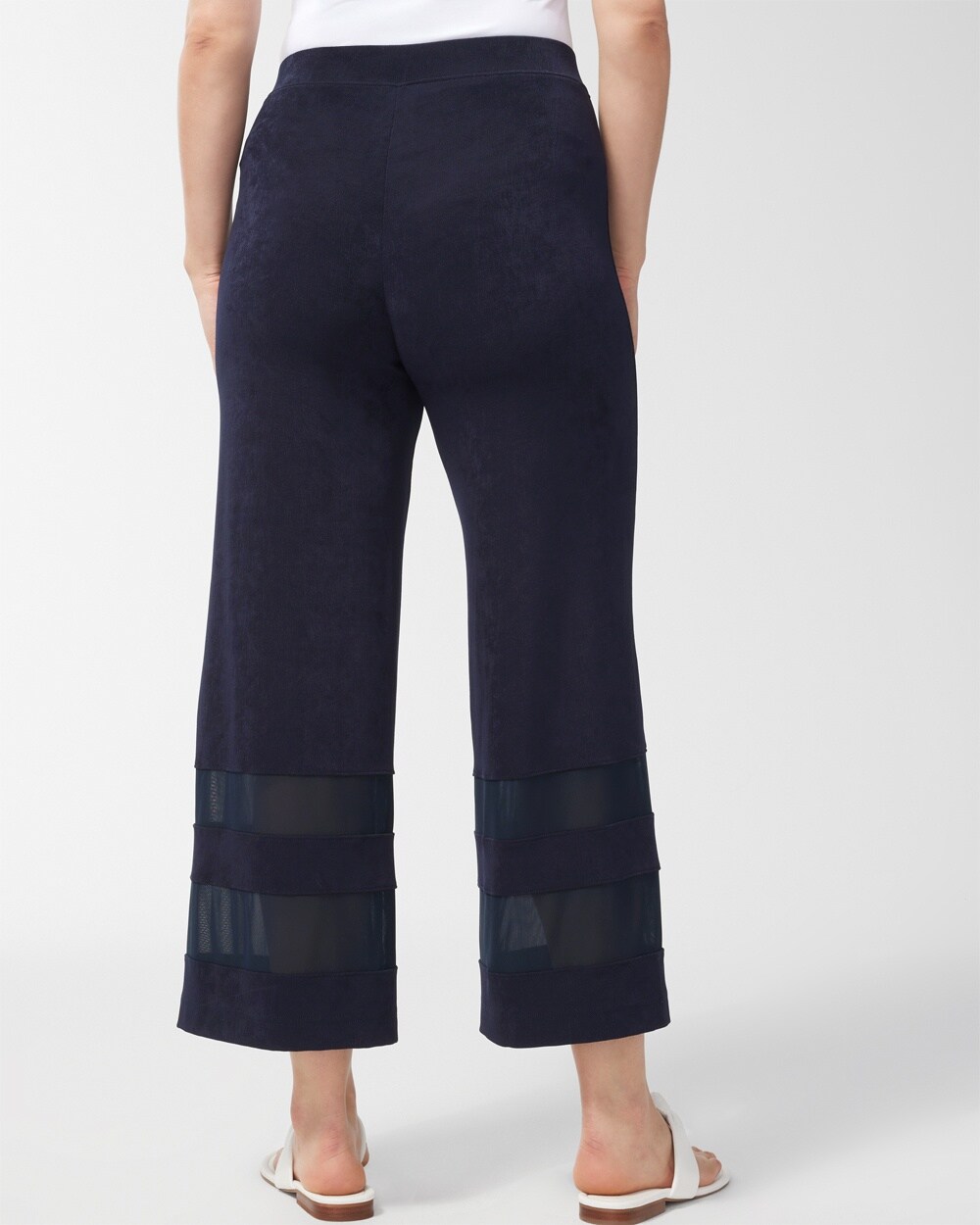 Chico's Travelers Classic Button-hem Crops In Navy Blue