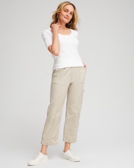 Chicos 1 Womens White Fabulously Slimming Crop Pants Side Slit (US 8)  Cropped