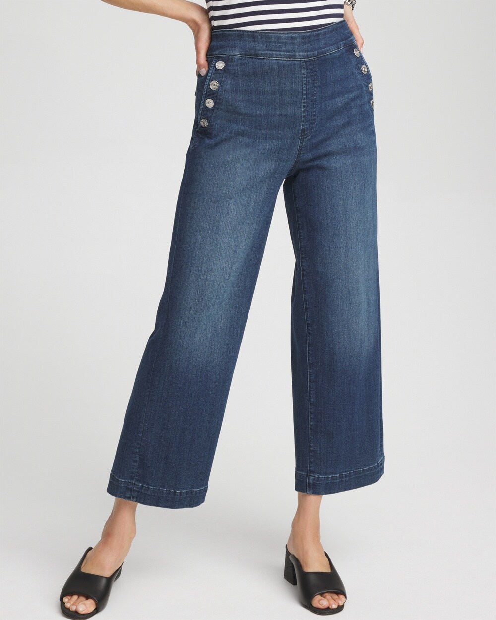 Petite Pull-On Wide Leg Ankle Jeans