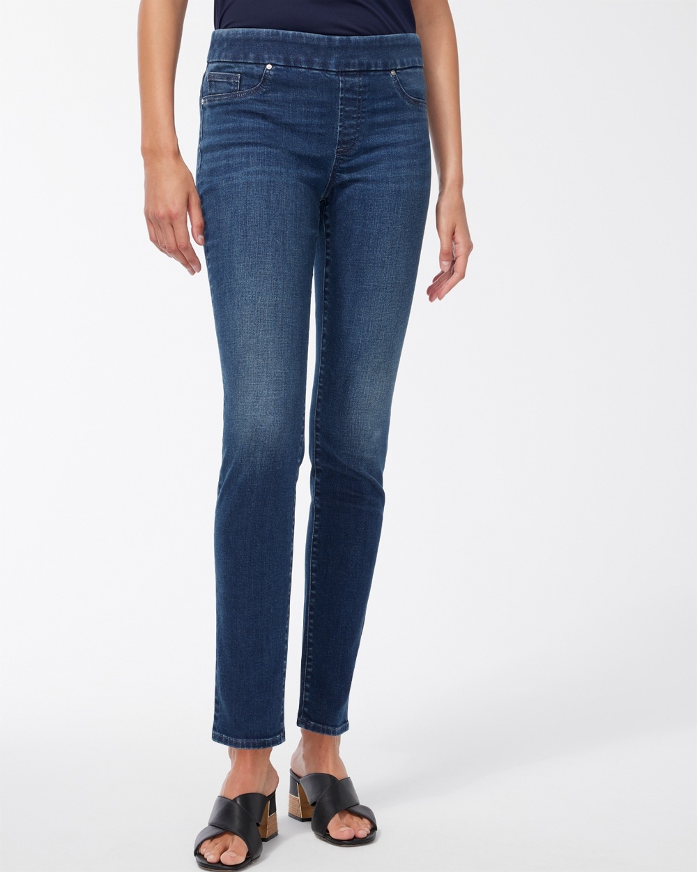 Chico's Petite Pull-on Jeggings In Dark Wash Denim