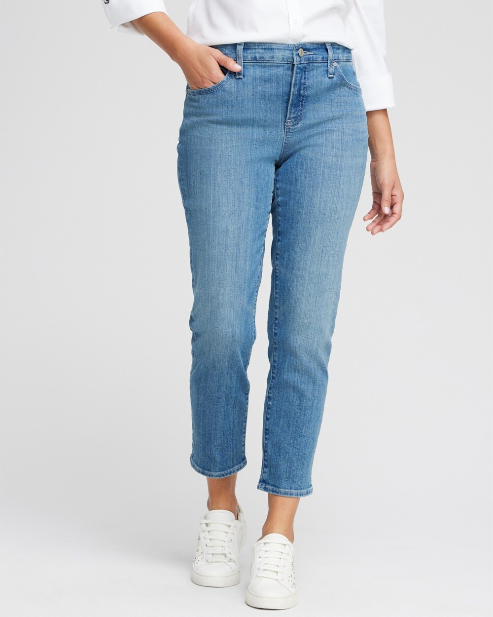 Chico's Girlfriend Cropped Jeans In Light Wash Denim