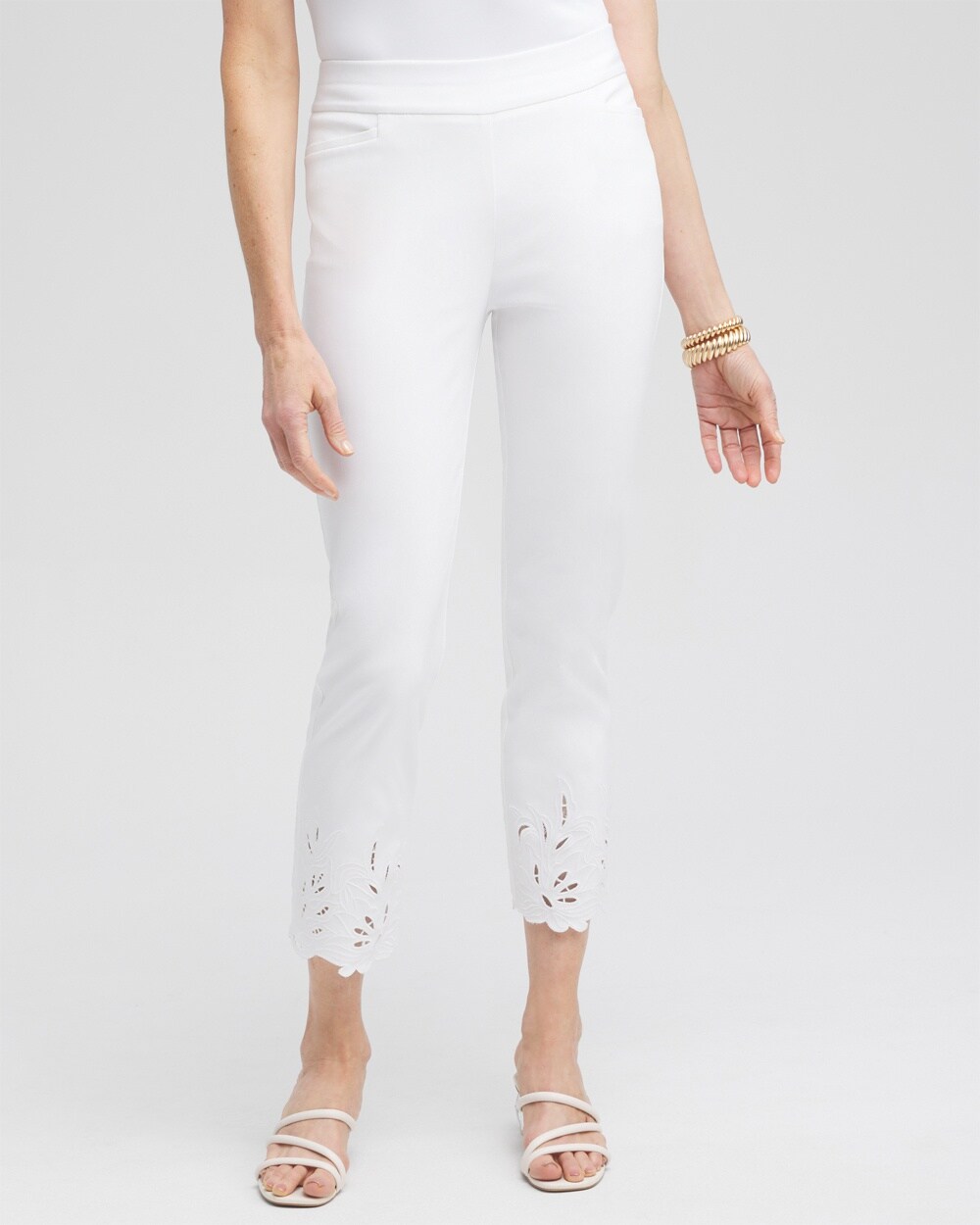 Chico's Brigitte Embroidered Slim Cropped Pants In White Size 0/2