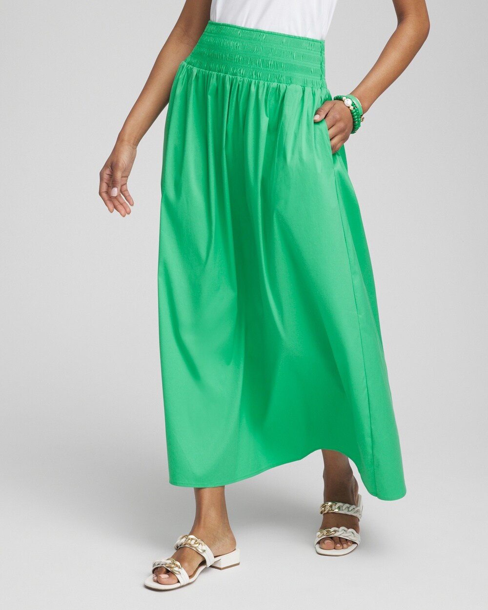 Chico's Poplin Smocked Waist Maxi Skirt In Grassy Green Size 4p/6p |