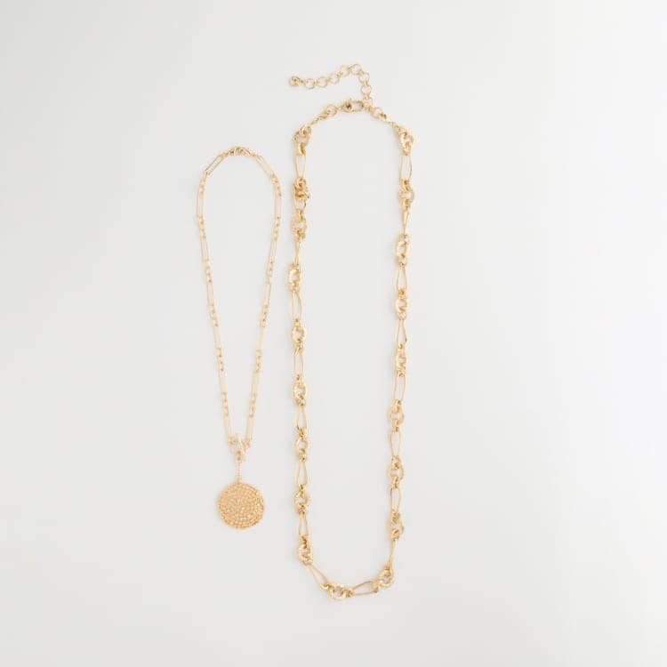 Essential jewelry pieces