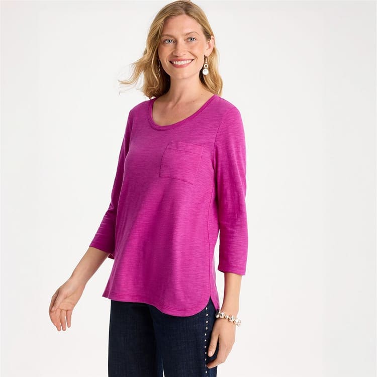 Three quarter sleeve tee