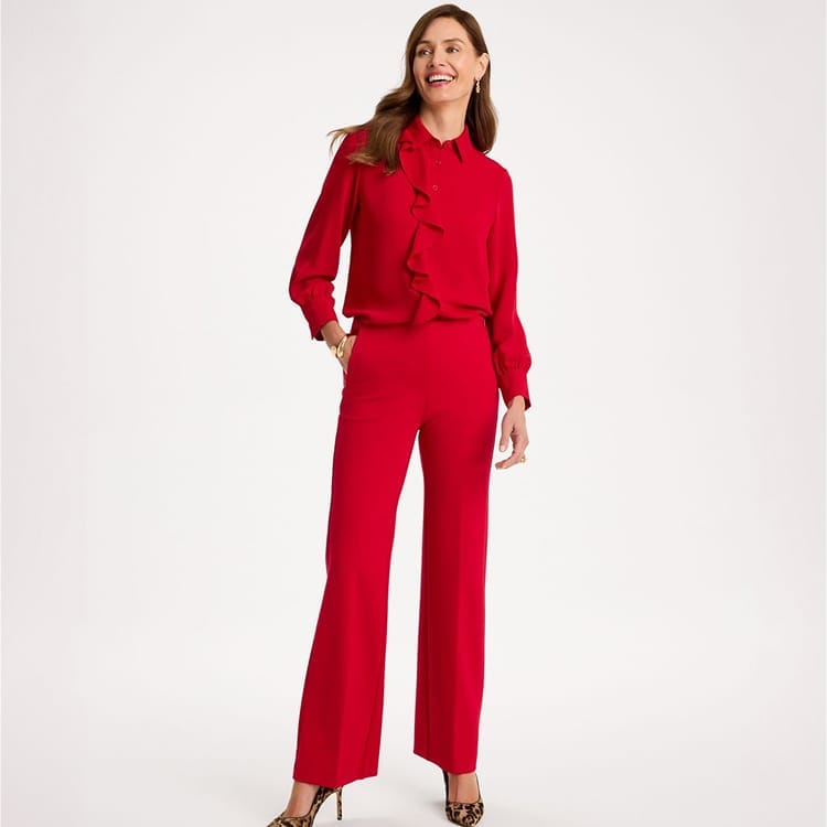Relaxed and wide pant