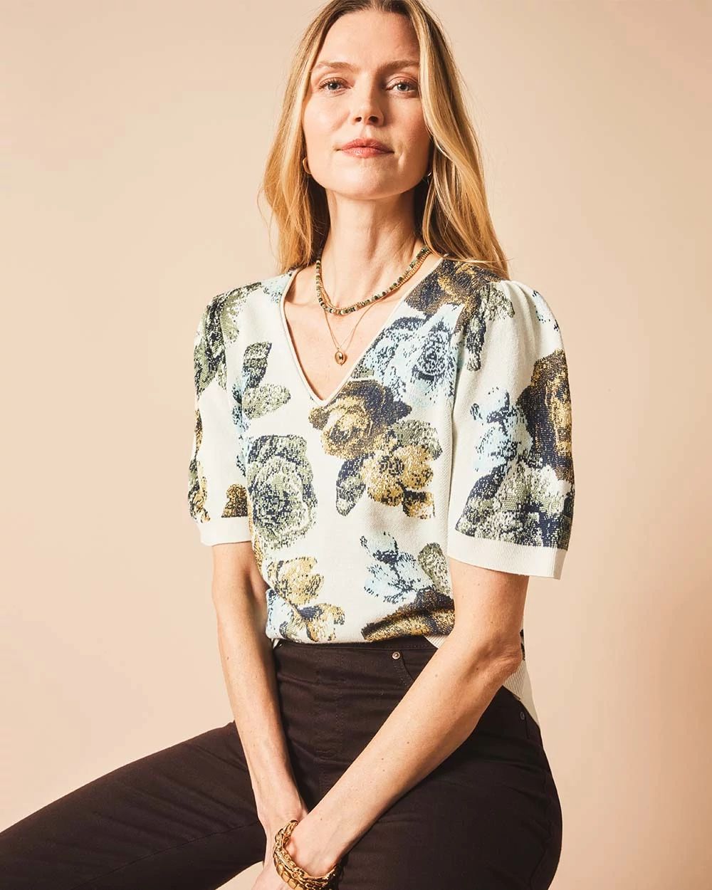 Floral V-Neck Sweater Tee