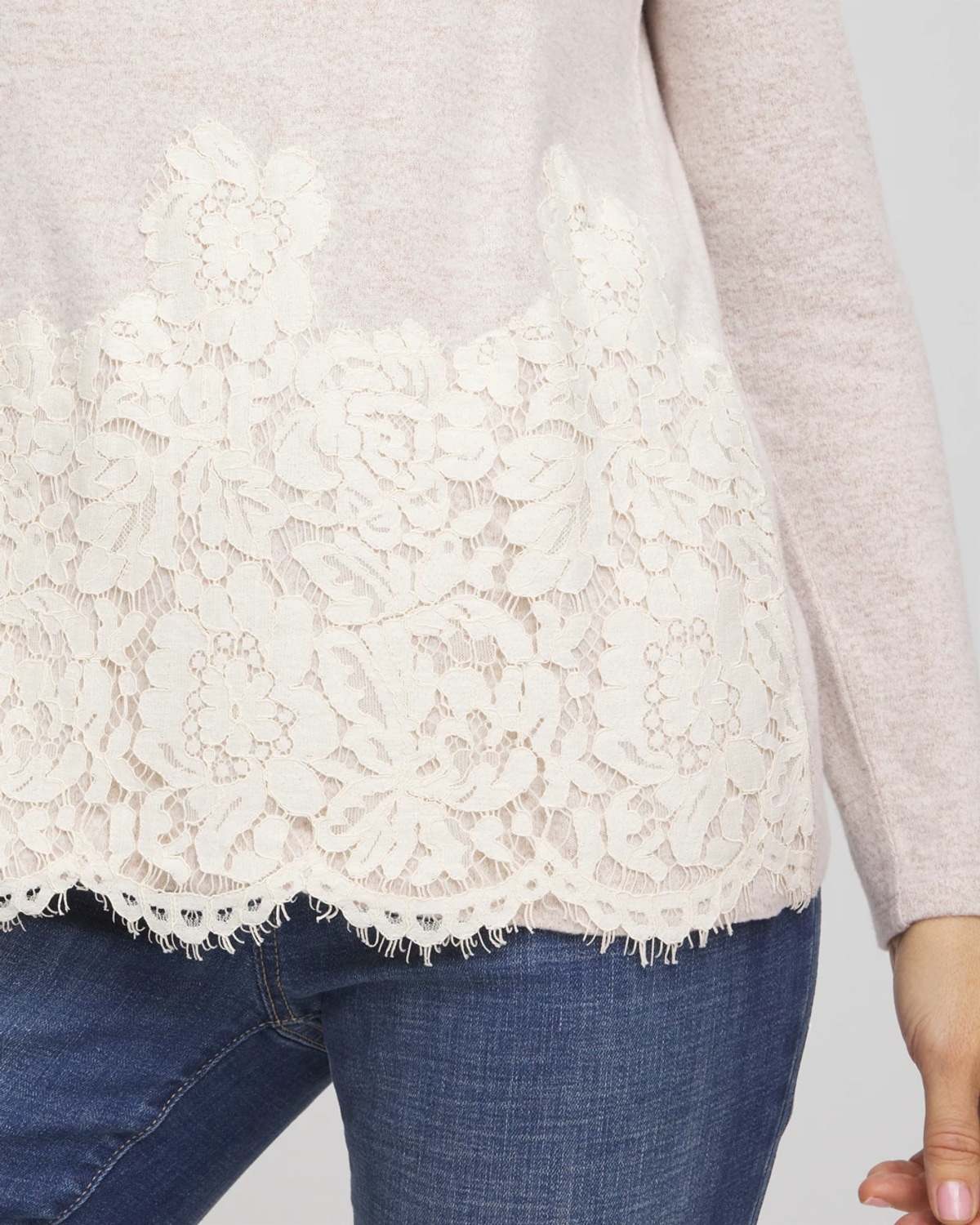 Chico's Lace Hem Cowlneck Top In Champagne Fizz