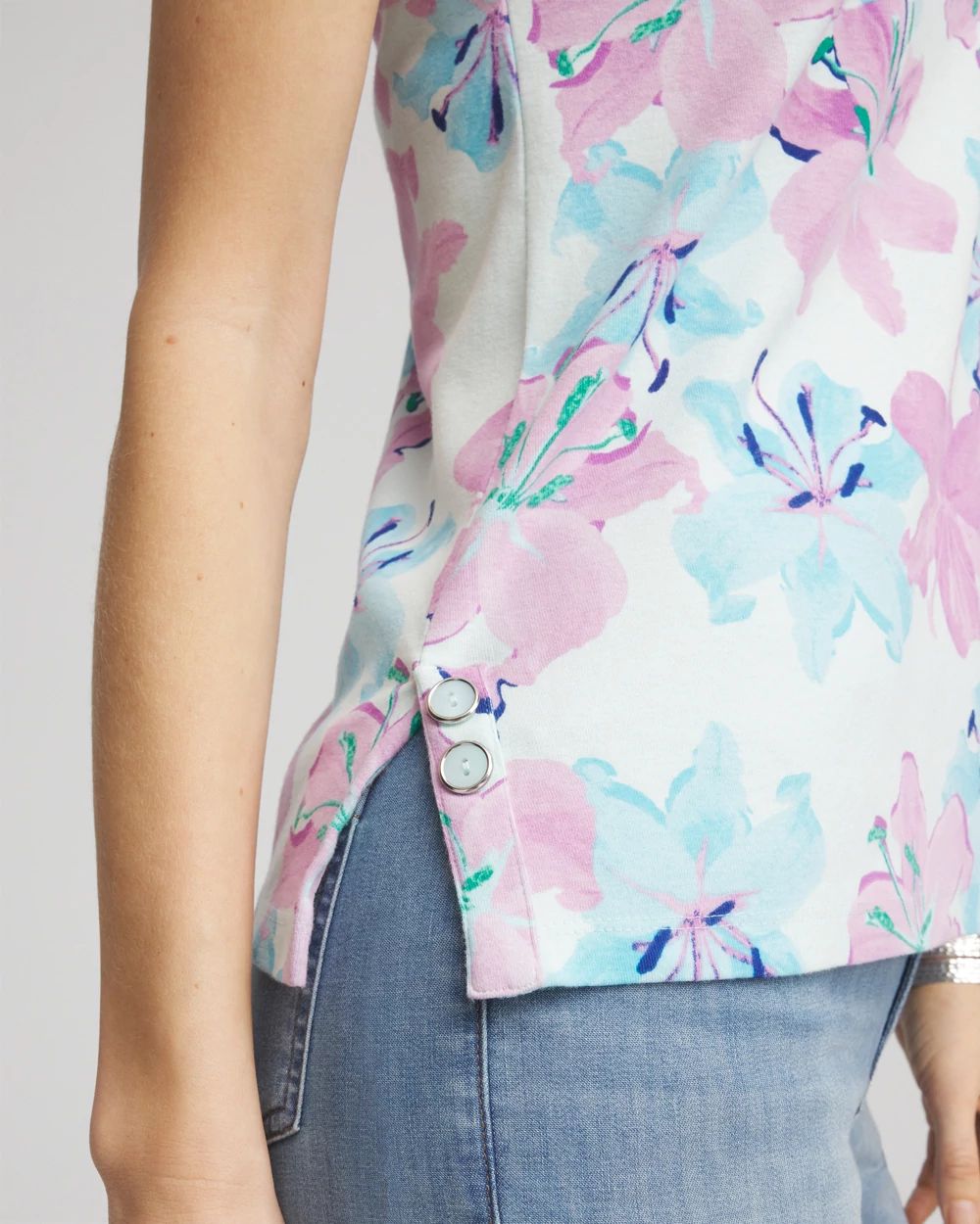 Floral Sleeveless V-Neck Tank