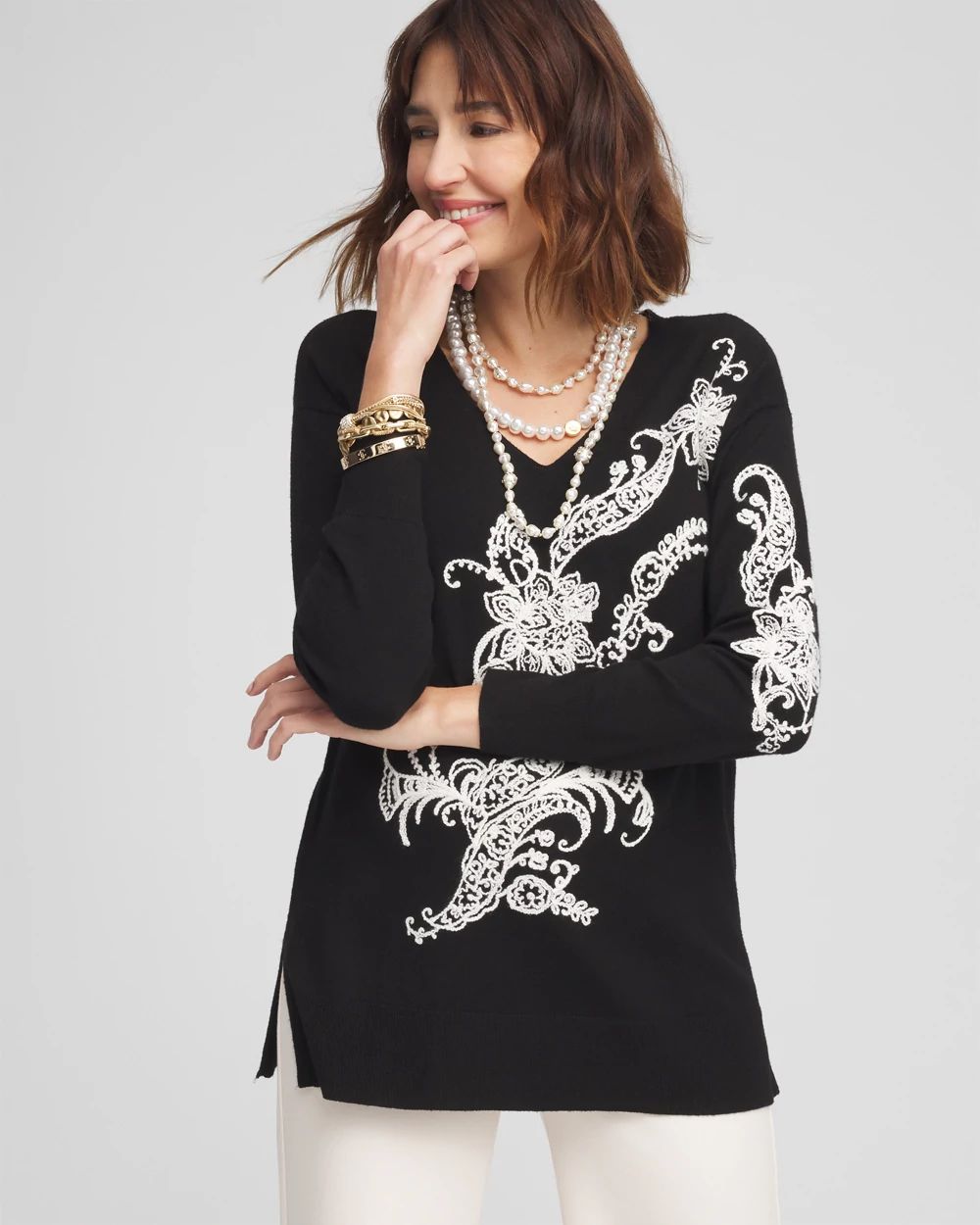 ECOVERO™ Embroidered V-Neck Pullover Sweater