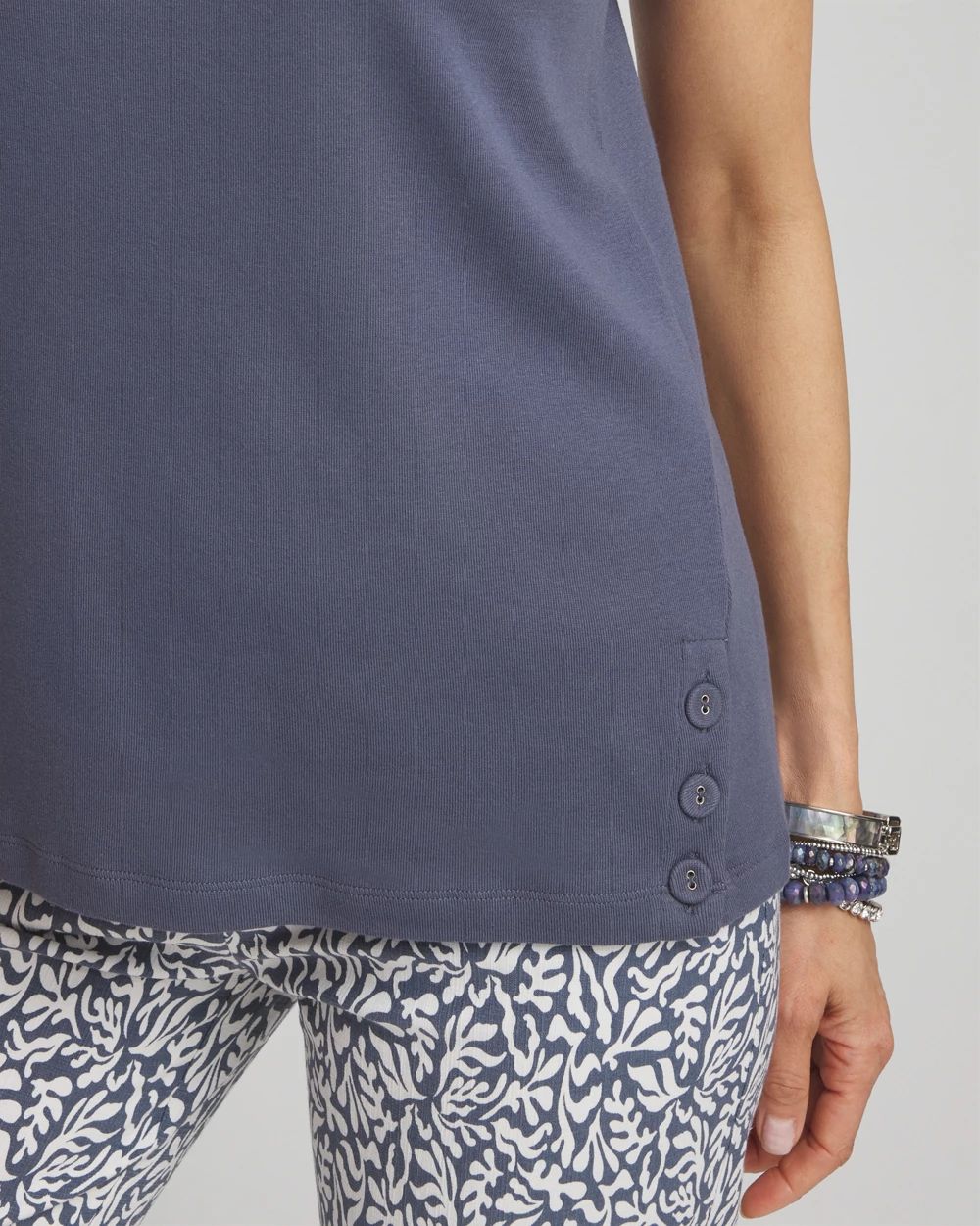Button Detail Tank