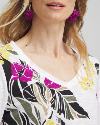 Blooms Abstract V-neck 3/4 Sleeve Tee