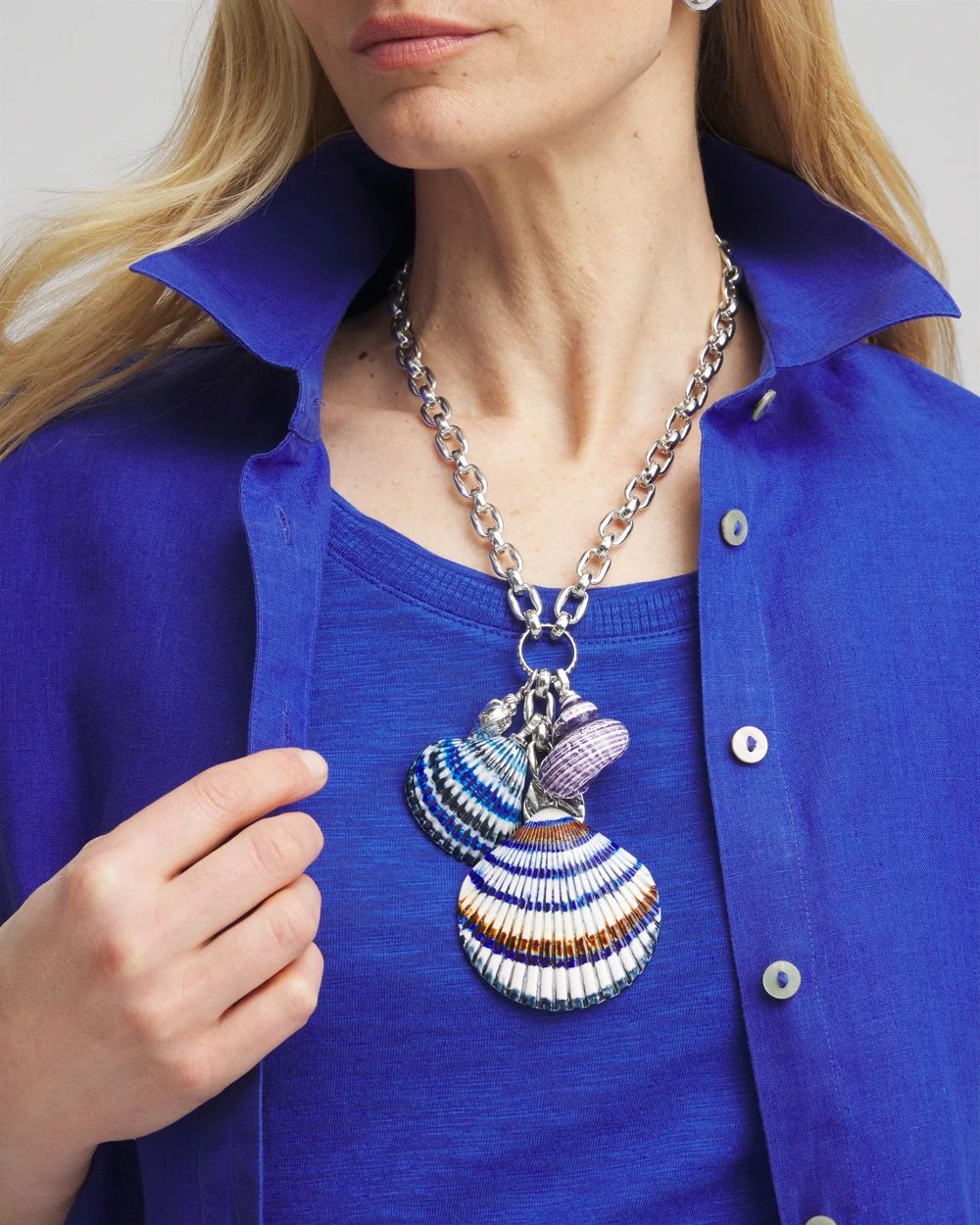 Silver-Tone Seashell Pendant Necklace