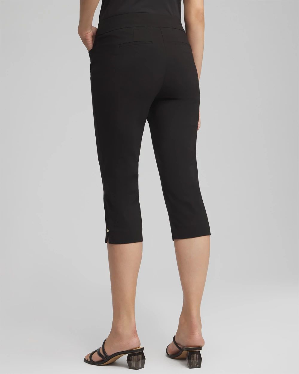 Petite Brigitte Rivet Capris