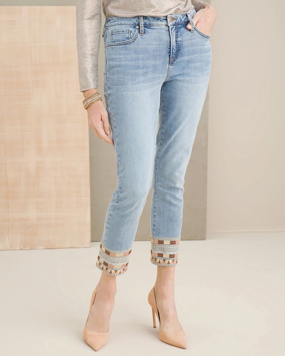 So Slimming Hem-Embroidered Girlfriend