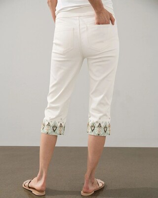 Beaded Hem 17" Pull-on Denim Capris