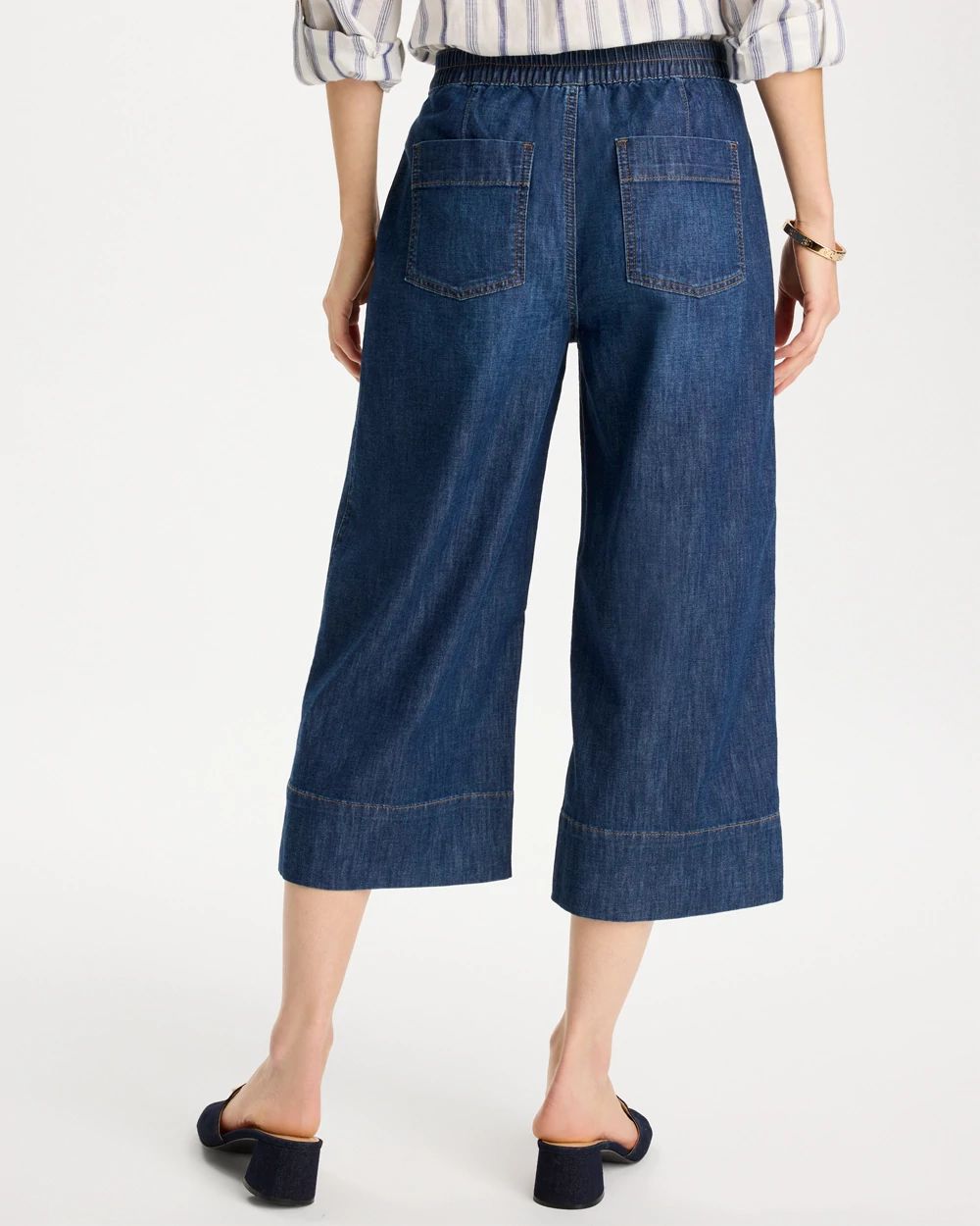 Lightweight Wide-Leg Capri Jeans click to view larger image.