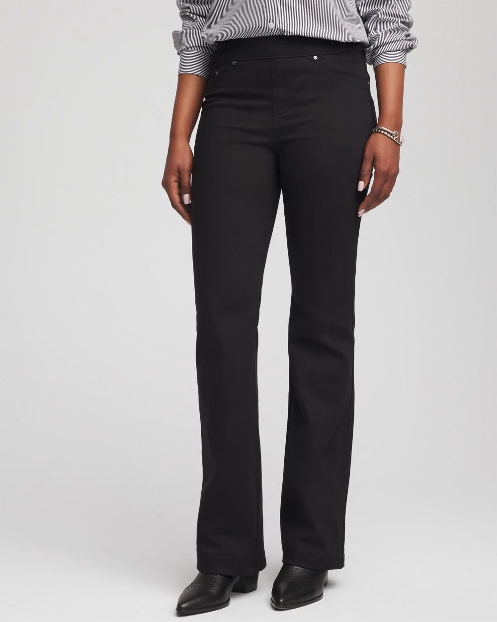 Petite Pull-On Slim Bootcut Jeggings