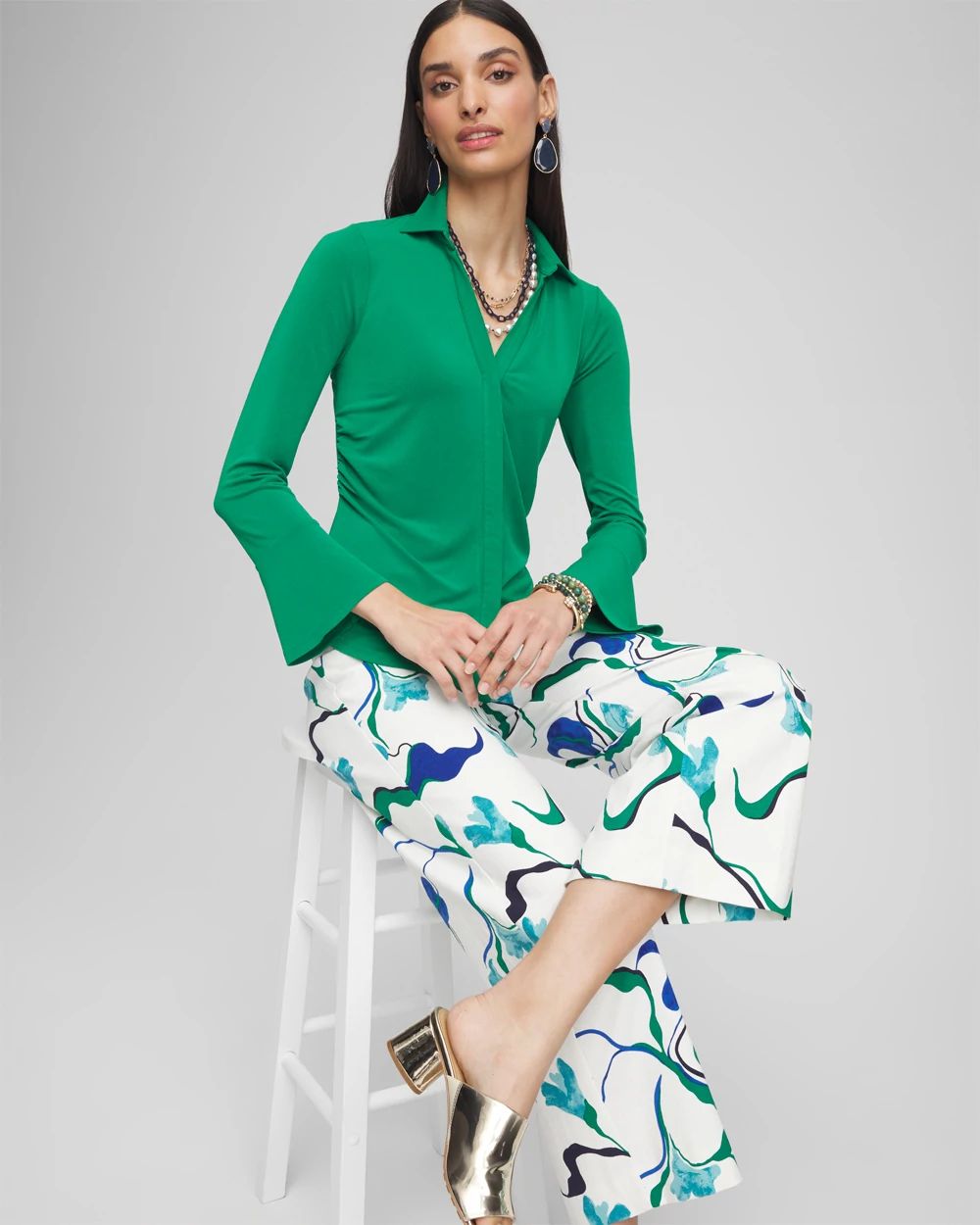 Collared Ruched Seam Top