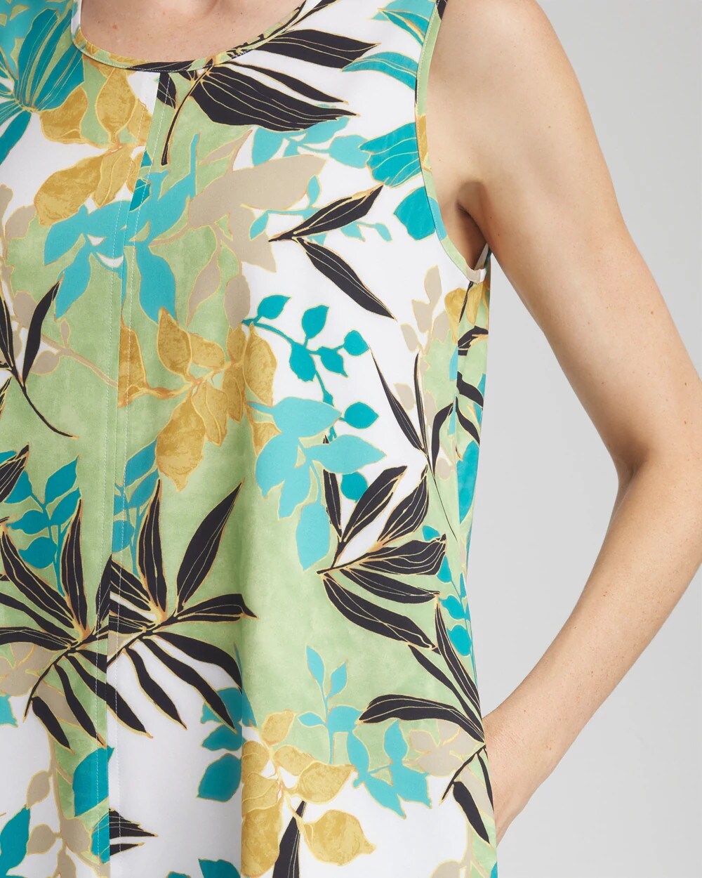 Zenergy® UPF Sleeveless Leaves Dress