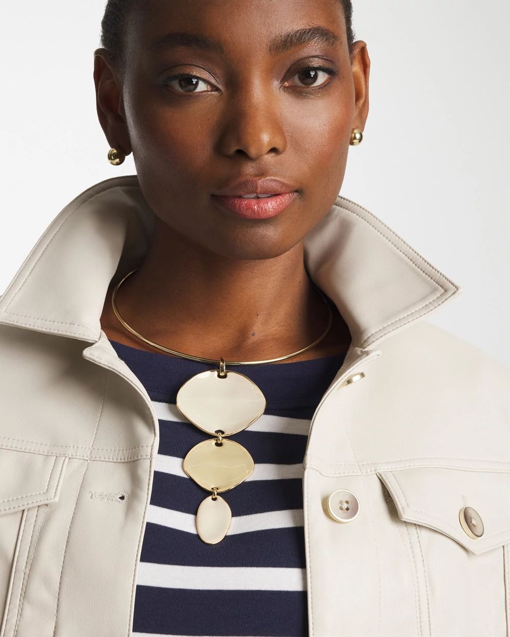 Linear Reversible Pendant Necklace click to view larger image.