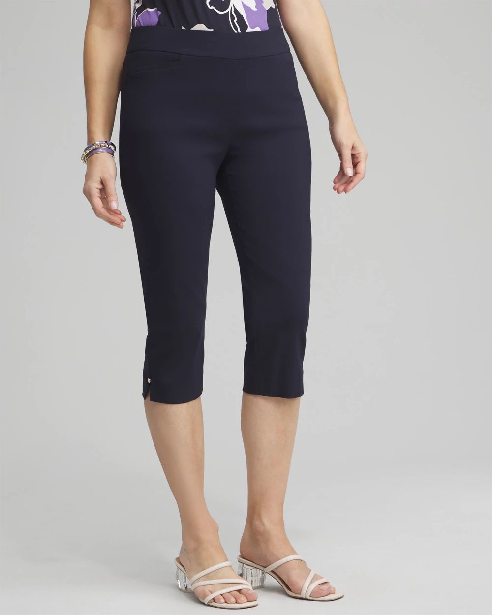Brigitte™ Pull-On Rivet Slim Capris