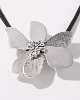 Floral Pendant Necklace