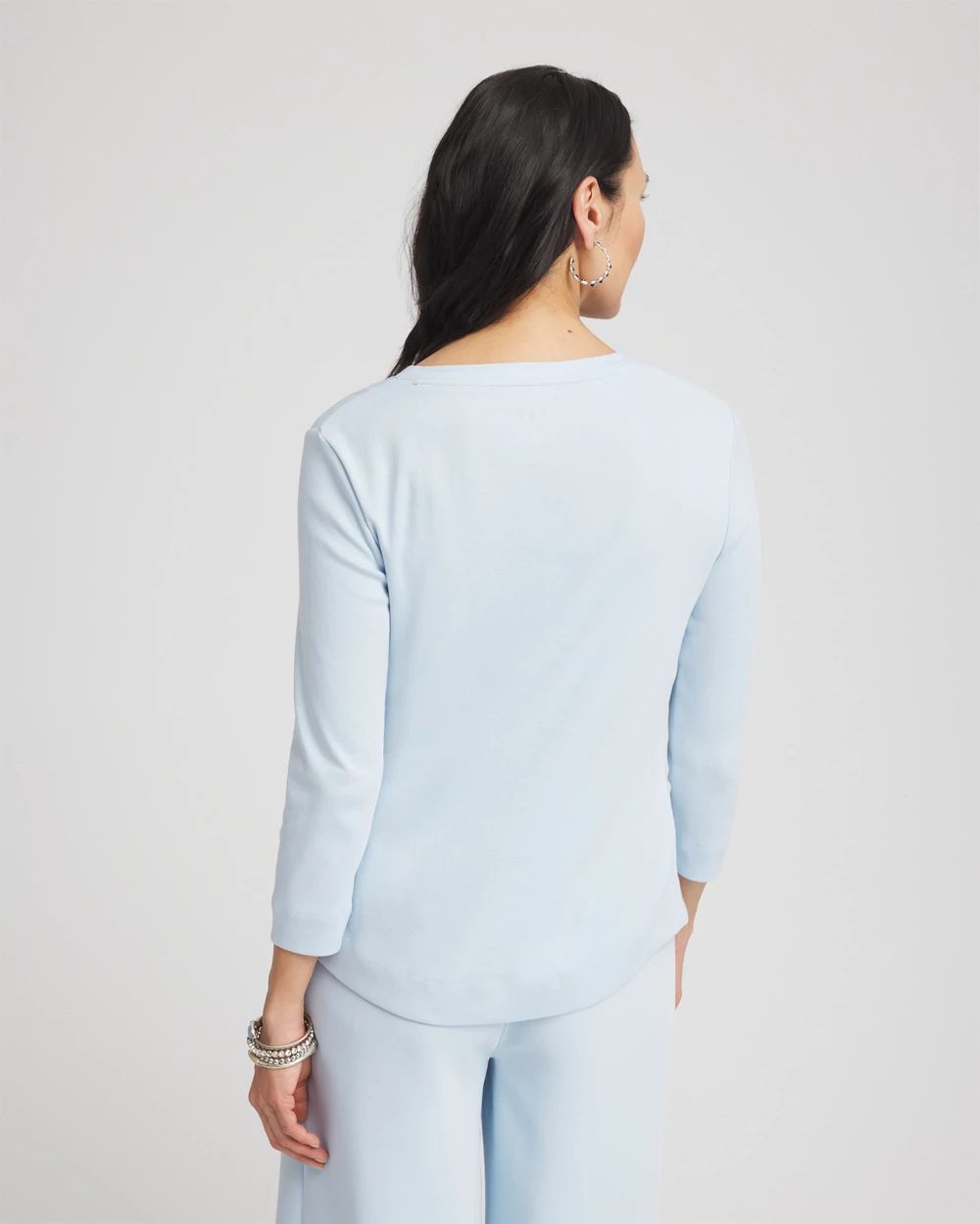 Everyday 3/4 Sleeve V-Neck Tee