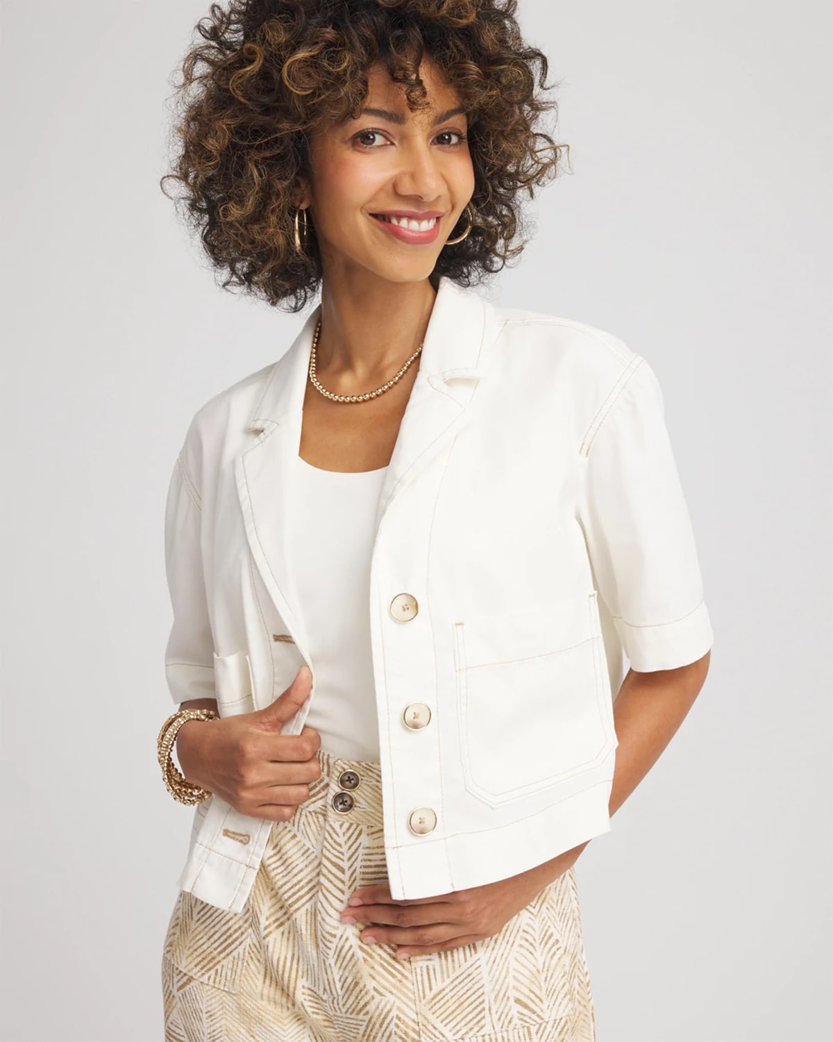Chico's Soft-stretch Short Cotton Shacket In White In Sand