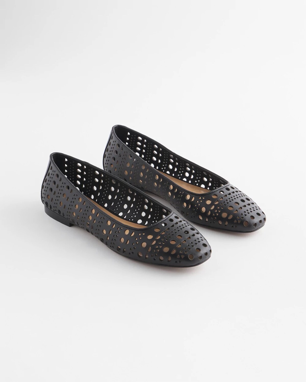 Chico's Cutout Ballet Flats In Black In Black