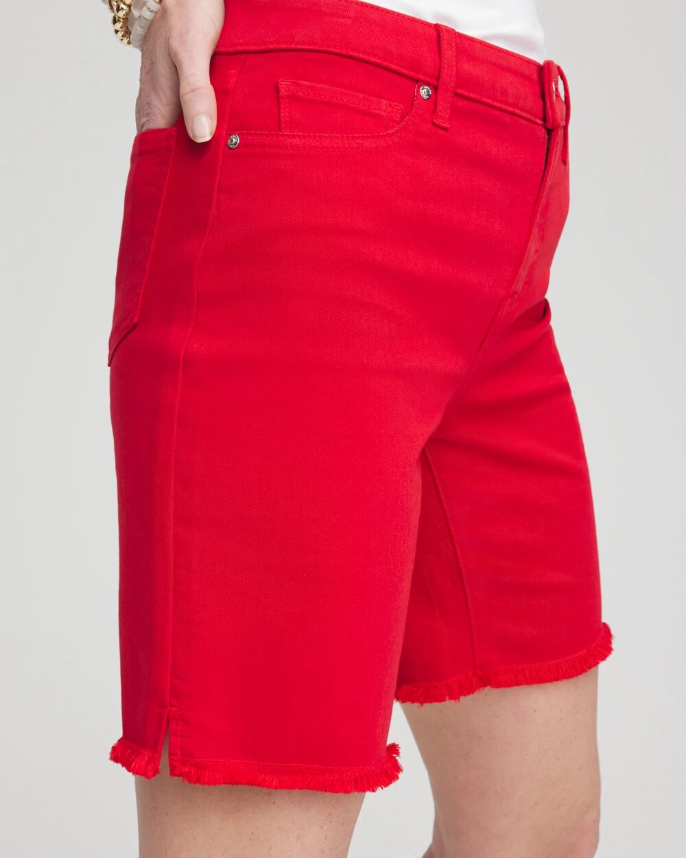 Girlfriend 7" Fray Hem Denim Shorts