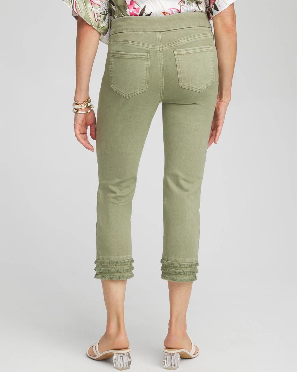 Fray Hem Pull-On Crops