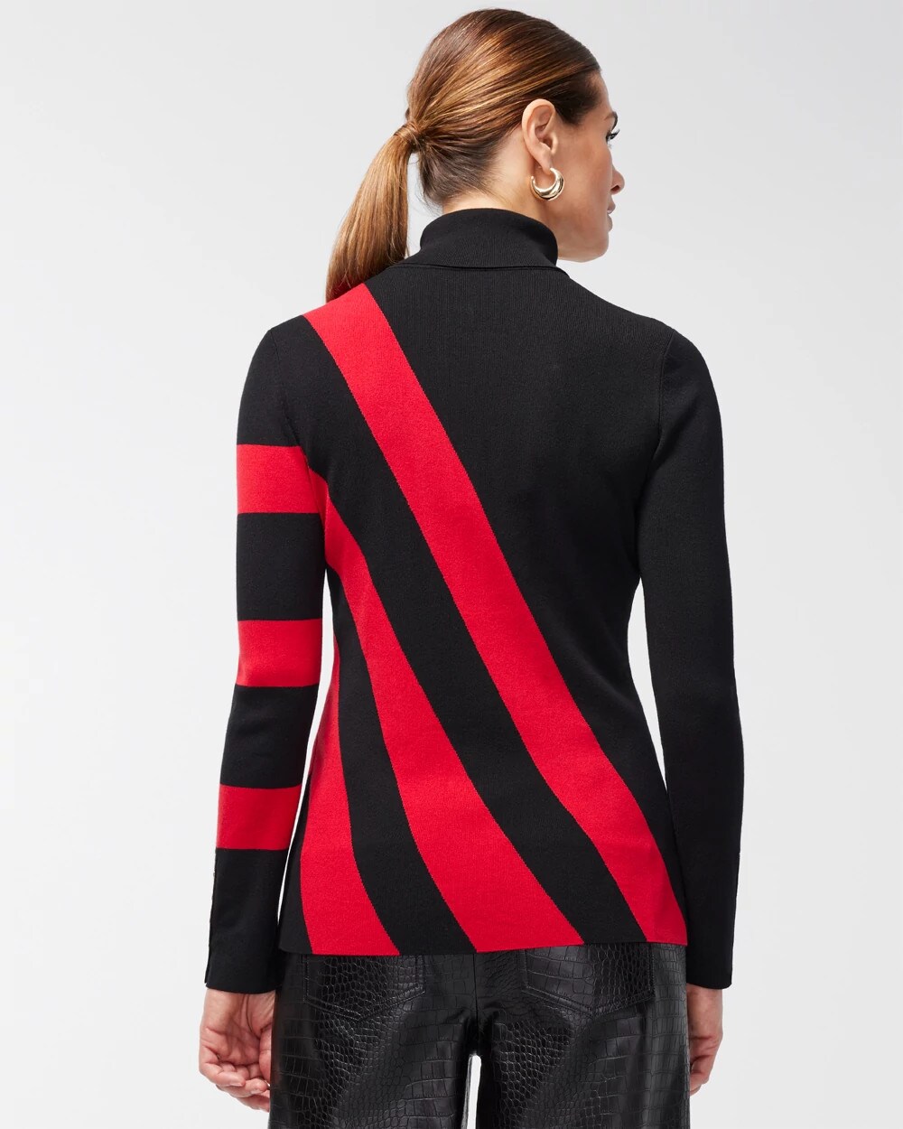 ECOVERO Red Colorblock Turtleneck Sweater