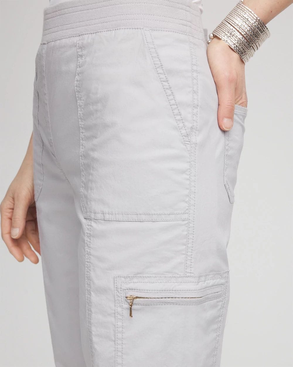 Poplin Cropped Pants click to view larger image.