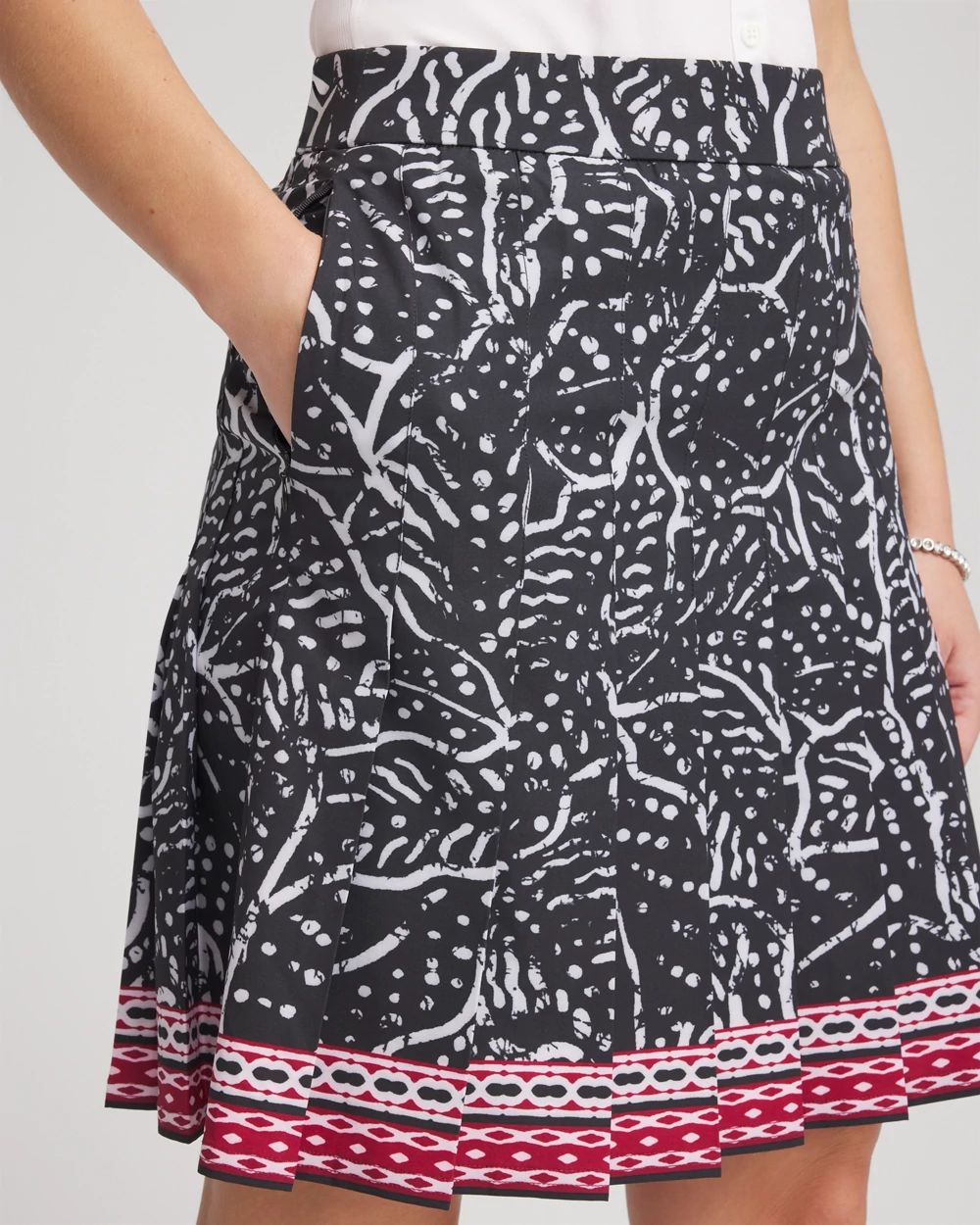 Zenergy® UPF Pleated Floral Skort