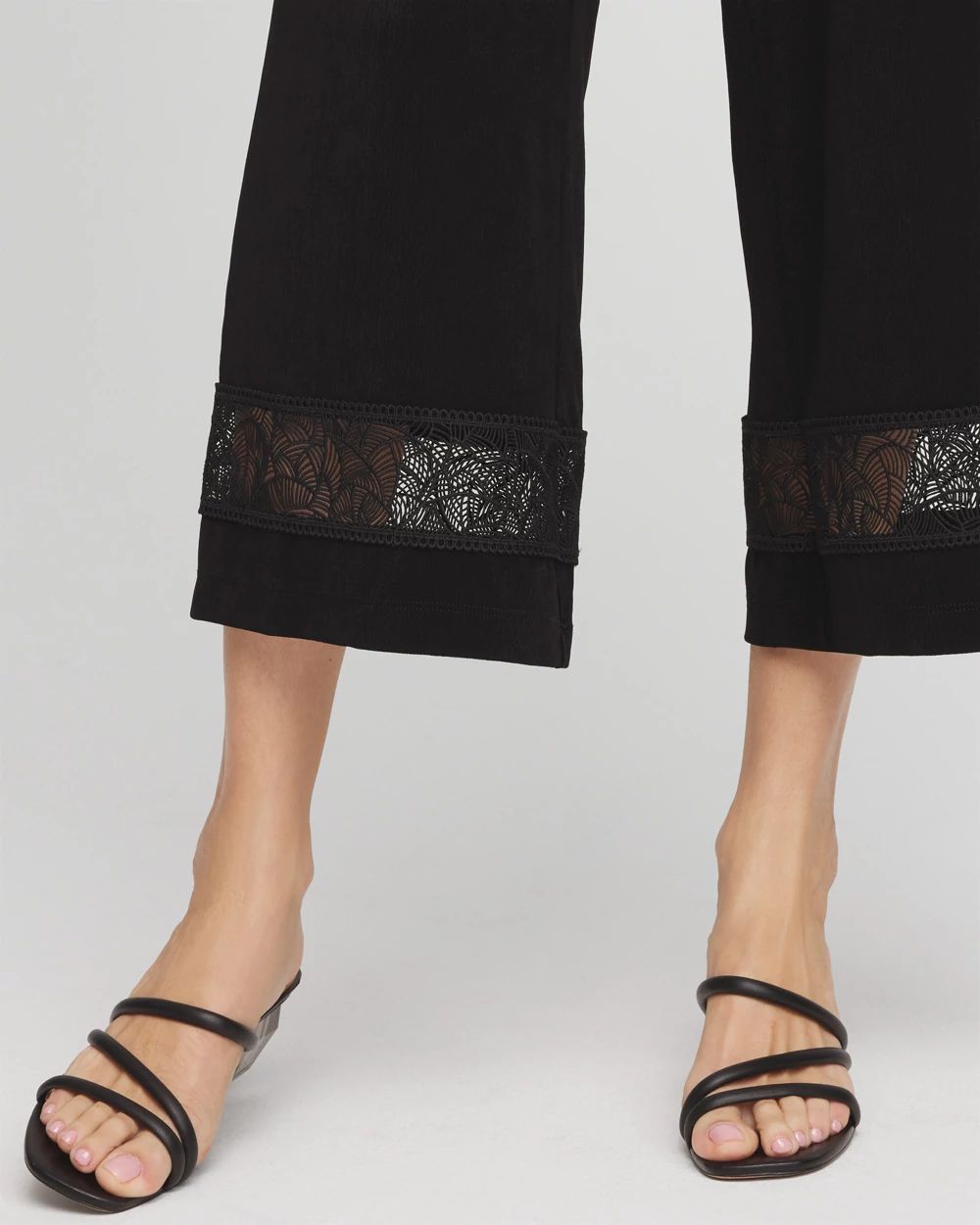 Travelers™ Macrame Trim Crop