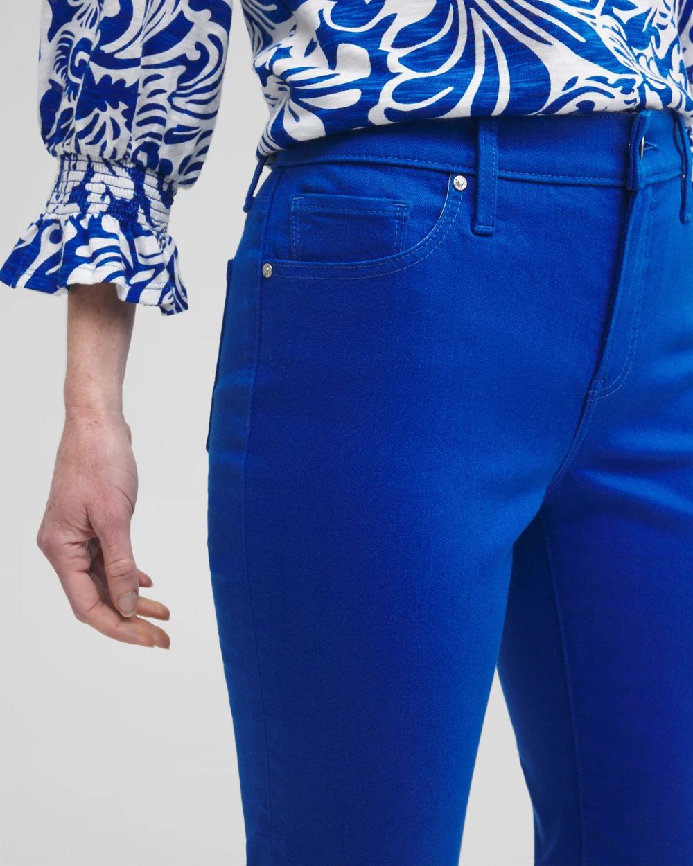 Girlfriend Cropped Jeans