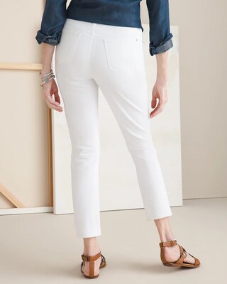 So Slimming No-Stain White Girlfriend Crops