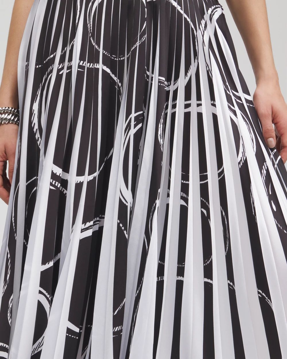 Black Label™ Bubbles Pleated Skirt