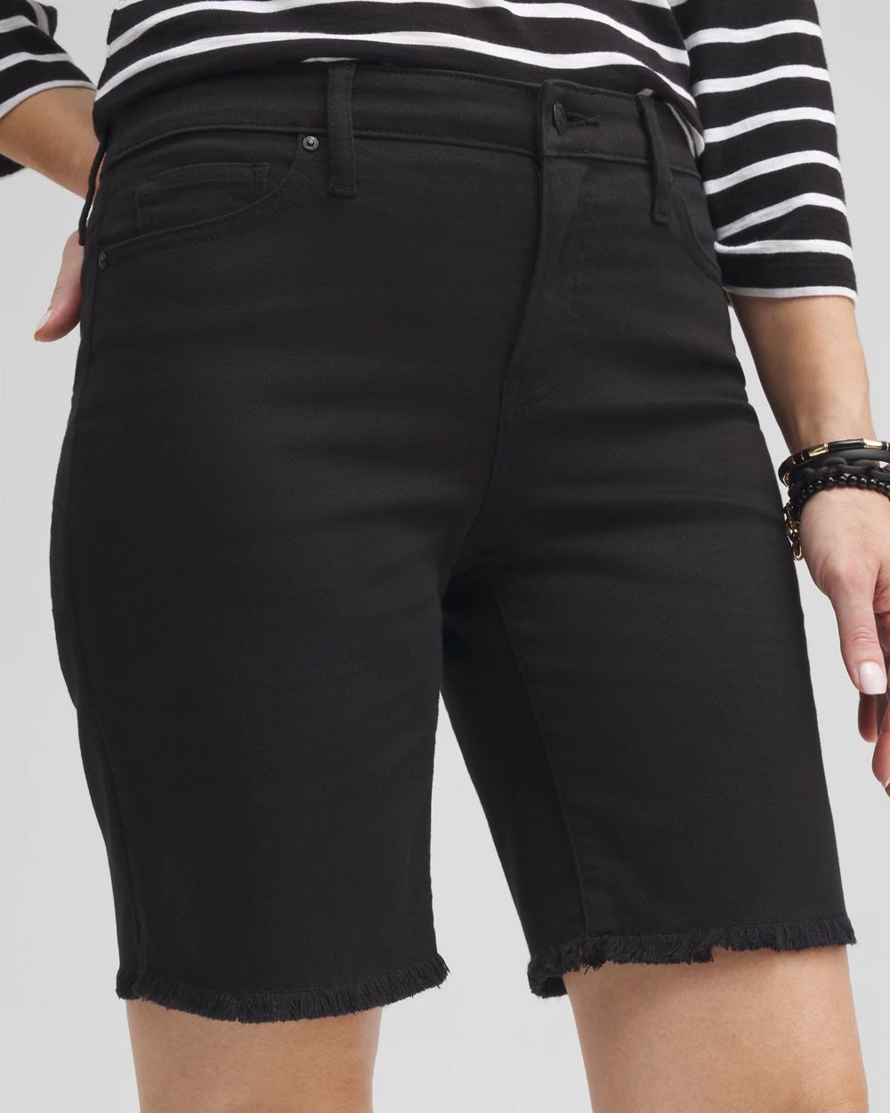 Girlfriend 7" Fray Hem Shorts