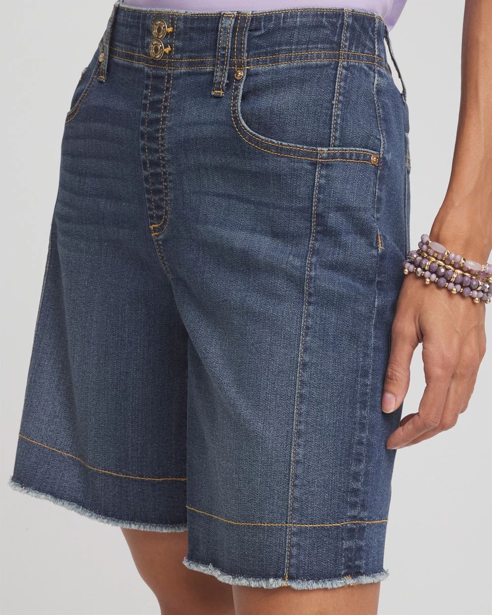 Pull-On Fray Hem Shorts